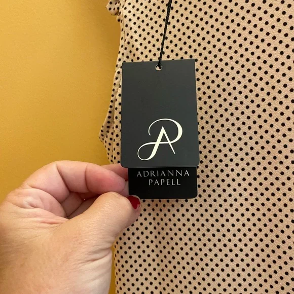 Adorable too for work or play - Picture 4 of 12